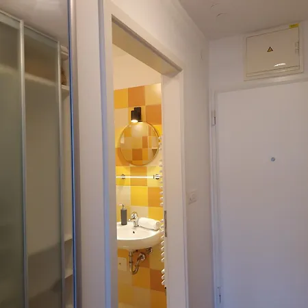 Heart Of With Free Parking *