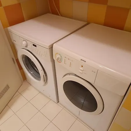 Heart Of With Free Parking