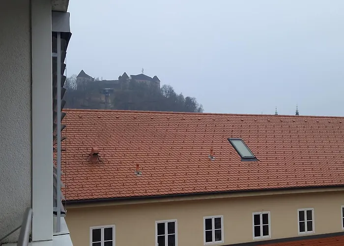 Heart Of With Free Parking *