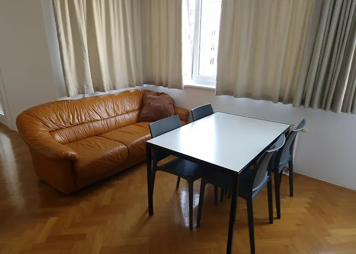 Heart Of With Free Parking Apartamento Liubliana